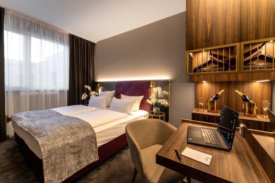 Plaza Premium Muenchen Hotel ภายนอก รูปภาพ