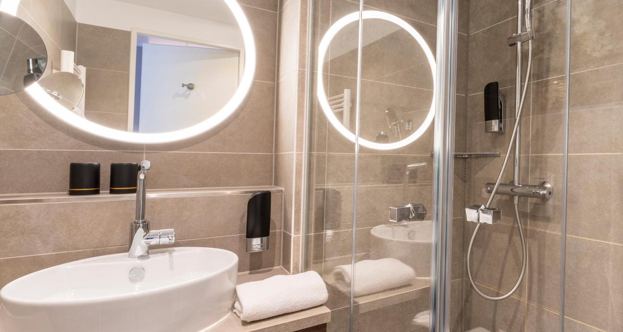 Plaza Premium Muenchen Hotel ภายนอก รูปภาพ